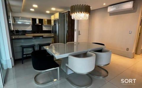 Sala de Jantar Apartamento no Edifício Garden Plaza Sala de Jantar Apartamento no Edifício Garden Plaza