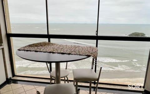 Vista Apartamento Frente Mar no Edifício Cosmos Torre Halley Vista Apartamento Frente Mar no Edifício Cosmos Torre Halley