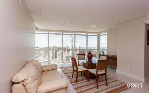 Livig Apartamento com Vista Mar no Edifício Alameda Jardins Livig Apartamento com Vista Mar no Edifício Alameda Jardins