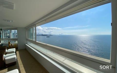 Vista Cobertura Duplex Frente Mar no Edifício Theiss Heim Vista Cobertura Duplex Frente Mar no Edifício Theiss Heim