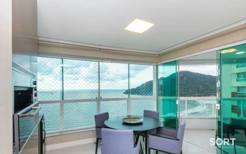 Living Sacada Apartamento Diferenciado Frente Mar no Edifício Diamond Hill Living Sacada Apartamento Diferenciado Frente Mar no Edifício Diamond Hill