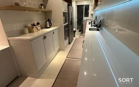 Cozinha Apartamento no Edifício Império das Ondas Cozinha Apartamento no Edifício Império das Ondas