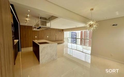 Amplo Apartamento Quadra Mar no Edifício Santos Drumond Amplo Apartamento Quadra Mar no Edifício Santos Drumond