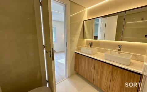 Banheiro Suíte Apartamento Quadra Mar no Edifício Santos Drumond Banheiro Suíte Apartamento Quadra Mar no Edifício Santos Drumond