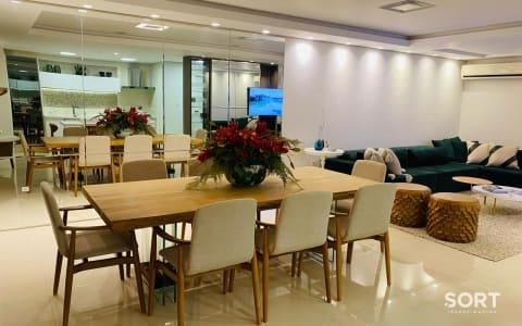 Sala de Jantar Apartamento Decorado no Edifício Calla d´Volpi Residence Sala de Jantar Apartamento Decorado no Edifício Calla d´Volpi Residence