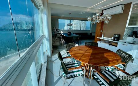 Sala de Jantar Apartamento Quadra Mar no Edifício Luar Biasa Sala de Jantar Apartamento Quadra Mar no Edifício Luar Biasa