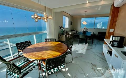 Living Apartamento Quadra Mar no Edifício Luar Biasa Living Apartamento Quadra Mar no Edifício Luar Biasa
