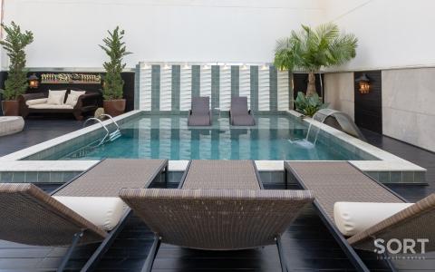 Apartamento Diferenciado com 3 dormitórios sendo 2 suítes e 2 vagas no Centro de Balneário Camboriú Apartamento Diferenciado com 3 dormitórios sendo 2 suítes e 2 vagas no Centro de Balneário Camboriú