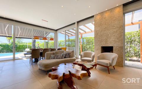 Casa no Reserva Camboriú Yacht e Golf Casa no Reserva Camboriú Yacht e Golf