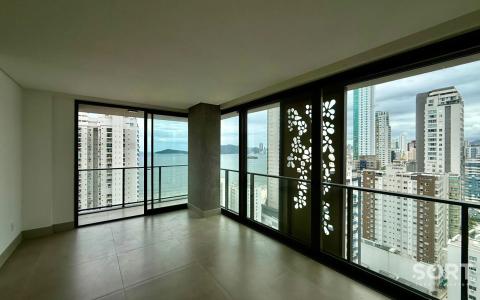 Apartamento para venda no ED. Empire com 3 suítes na Barra Norte Apartamento para venda no ED. Empire com 3 suítes na Barra Norte