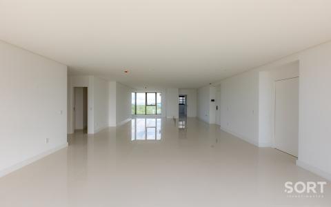 Apartamento no Edifício Yachthouse andar alto em Balneário Camboriú Apartamento no Edifício Yachthouse andar alto em Balneário Camboriú