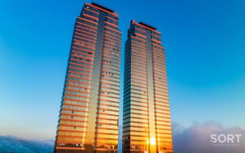 Apartamento no Edifício Yachthouse andar alto em Balneário Camboriú Apartamento no Edifício Yachthouse andar alto em Balneário Camboriú