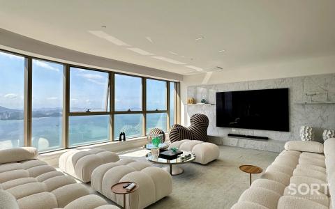 Sala de estar Apartamento no Edifício Yachthouse by Pinifarina em Balneário Camboriú Sala de estar Apartamento no Edifício Yachthouse by Pinifarina em Balneário Camboriú