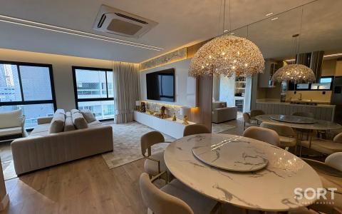 Sala de jantar Apartamento no Edifício Allegra Sala de jantar Apartamento no Edifício Allegra