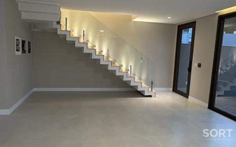 Geminado alto padrão Balneário Camboriú Geminado alto padrão Balneário Camboriú