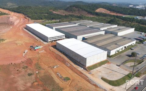 Galpão Logístico á venda de 500 m² Galpão Logístico á venda de 500 m²