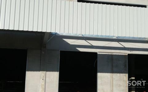 Galpão para locação com 3.250m² em SC Galpão para locação com 3.250m² em SC