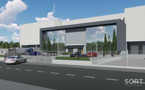 Galpão Logístico com 8.245m² Galpão Logístico com 8.245m²