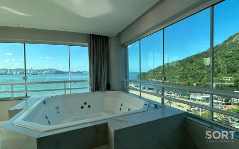 Apartamento no Edifício Barra Tawer Frente Mar Apartamento no Edifício Barra Tawer Frente Mar