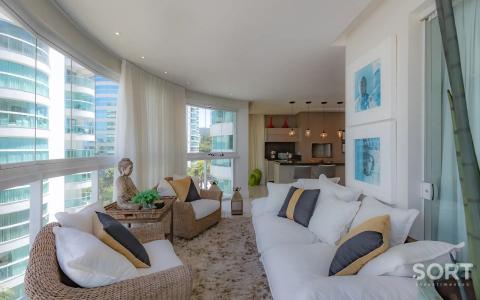 Apartamento no Eifício Brava Beach Internacional Apartamento no Eifício Brava Beach Internacional